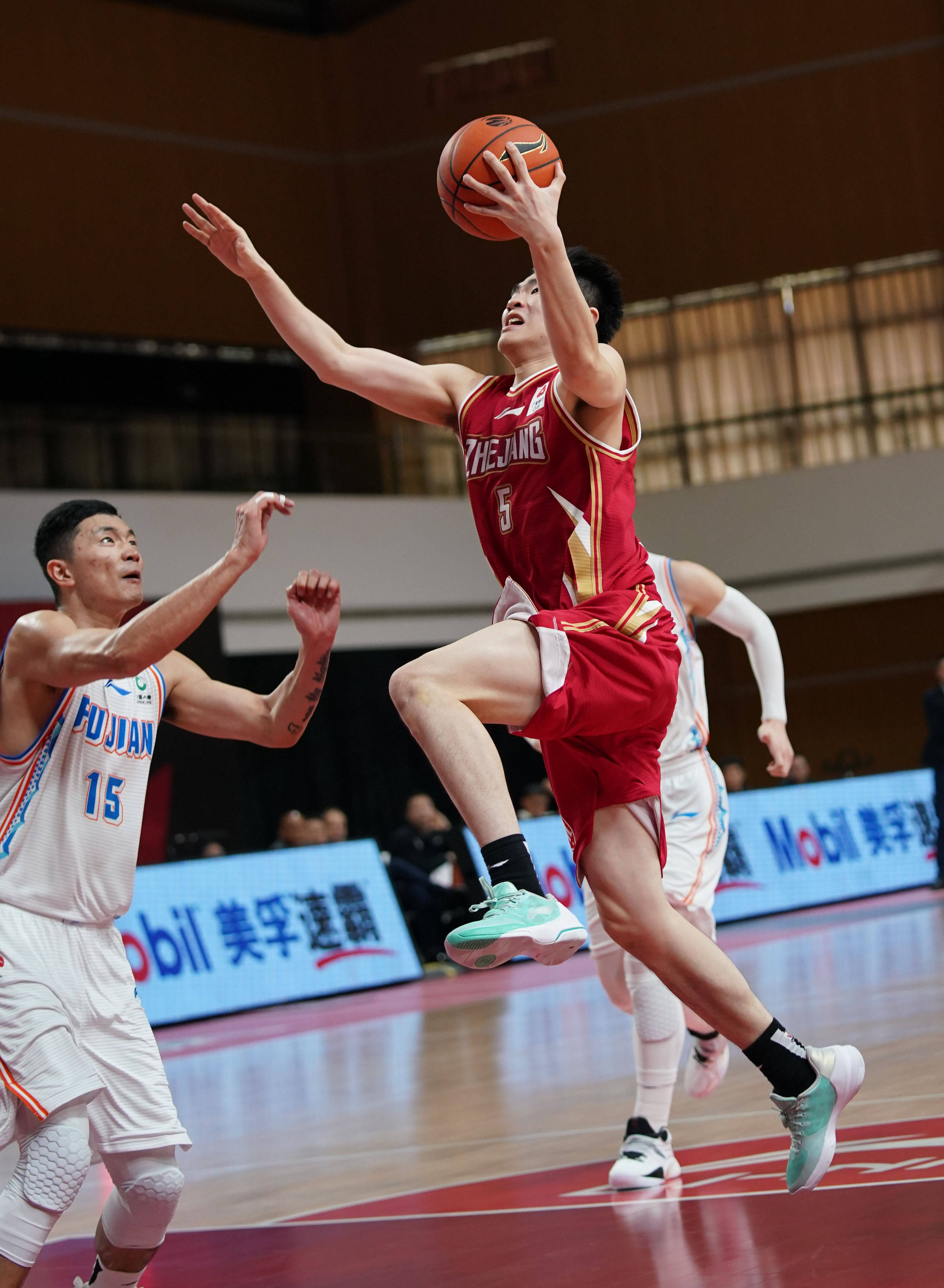 Leyu sports-包含欧超杯赛程吃紧，浙江稠州国际比赛日单刀错失，引发热议，赛程密集仍需轮换的词条-Leyu sports